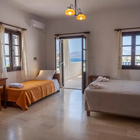 Pelagos Seafront Accommodation - Maria Myrties Extérieur photo