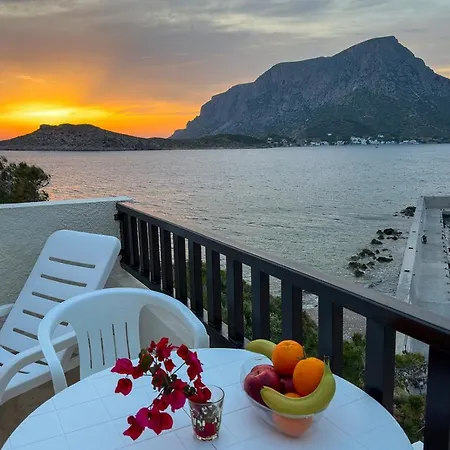 Pelagos Seafront Accommodation - Maria Myrties Extérieur photo
