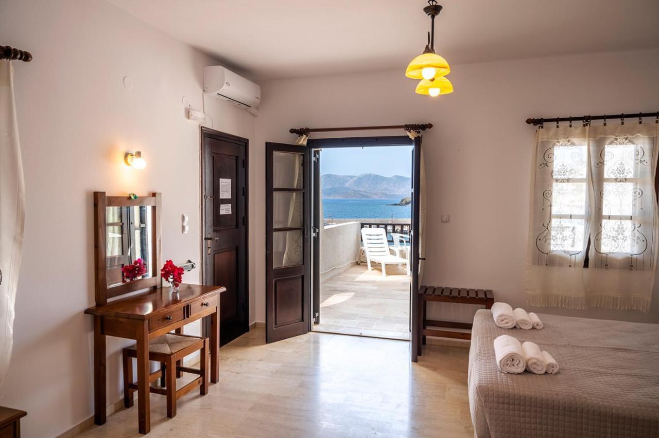 Pelagos Seafront - Maria