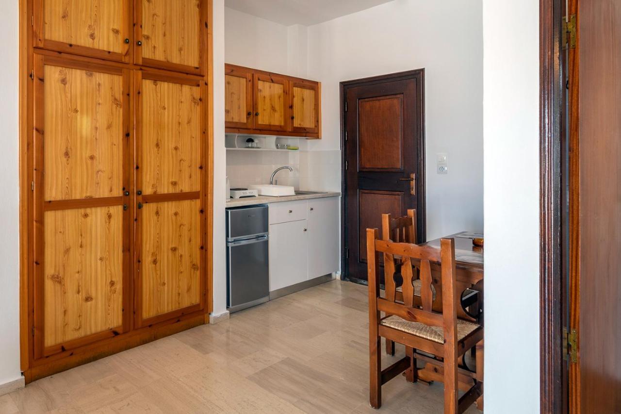 Pelagos Seafront - Maria Apartment Myrties